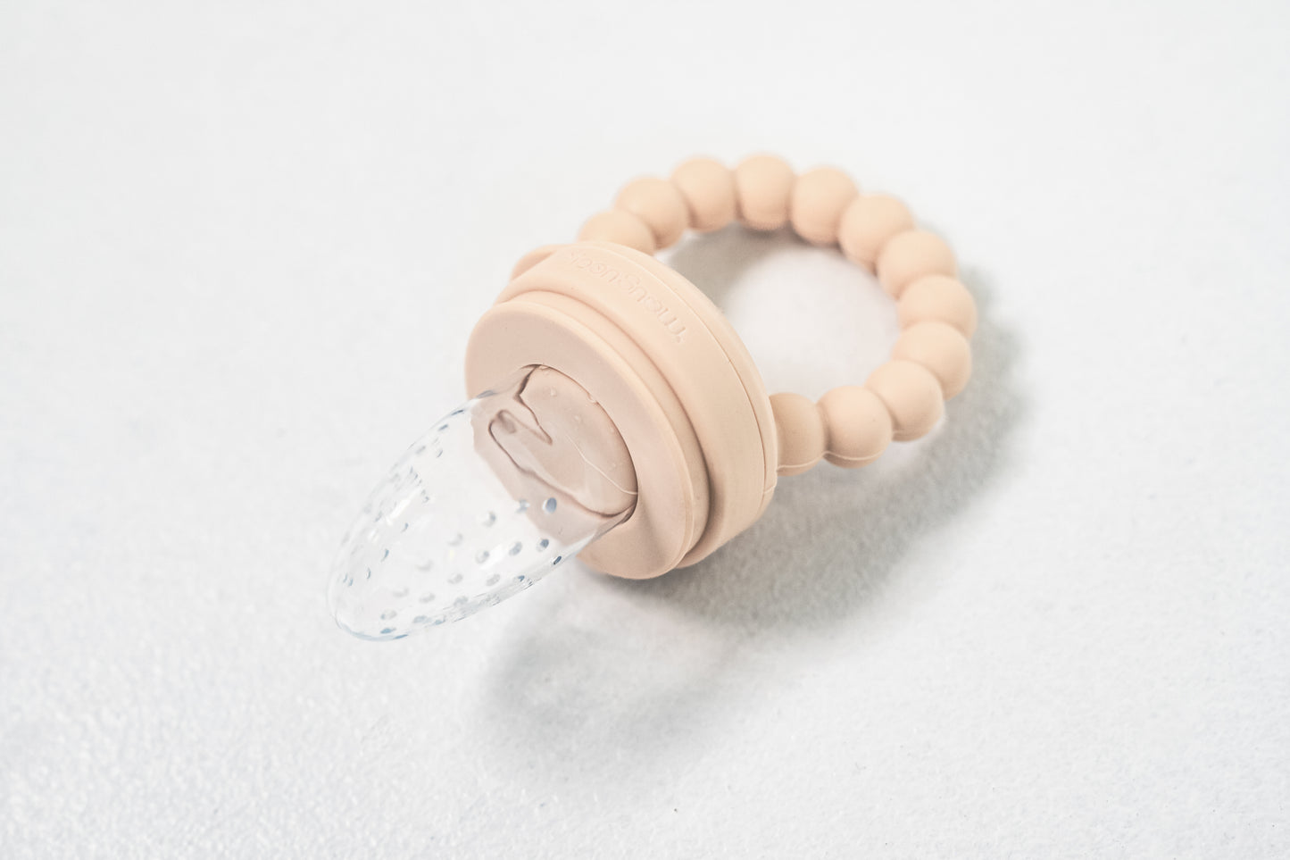 [Sand] Baby_Fruit_Feeder_-3