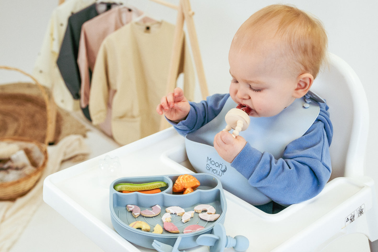 [Sand] Baby_Fruit_Feeder_3