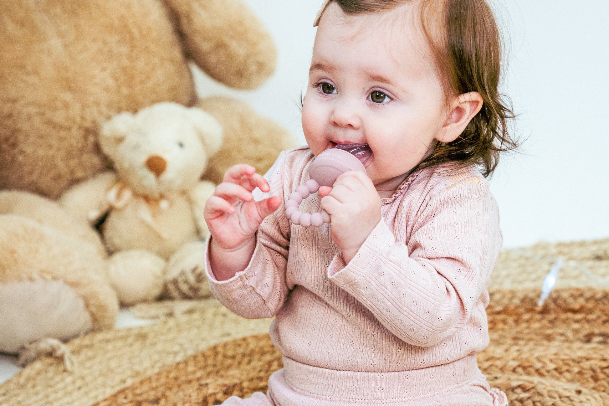 [Blush] Baby_Fruit_Feeder_-2
