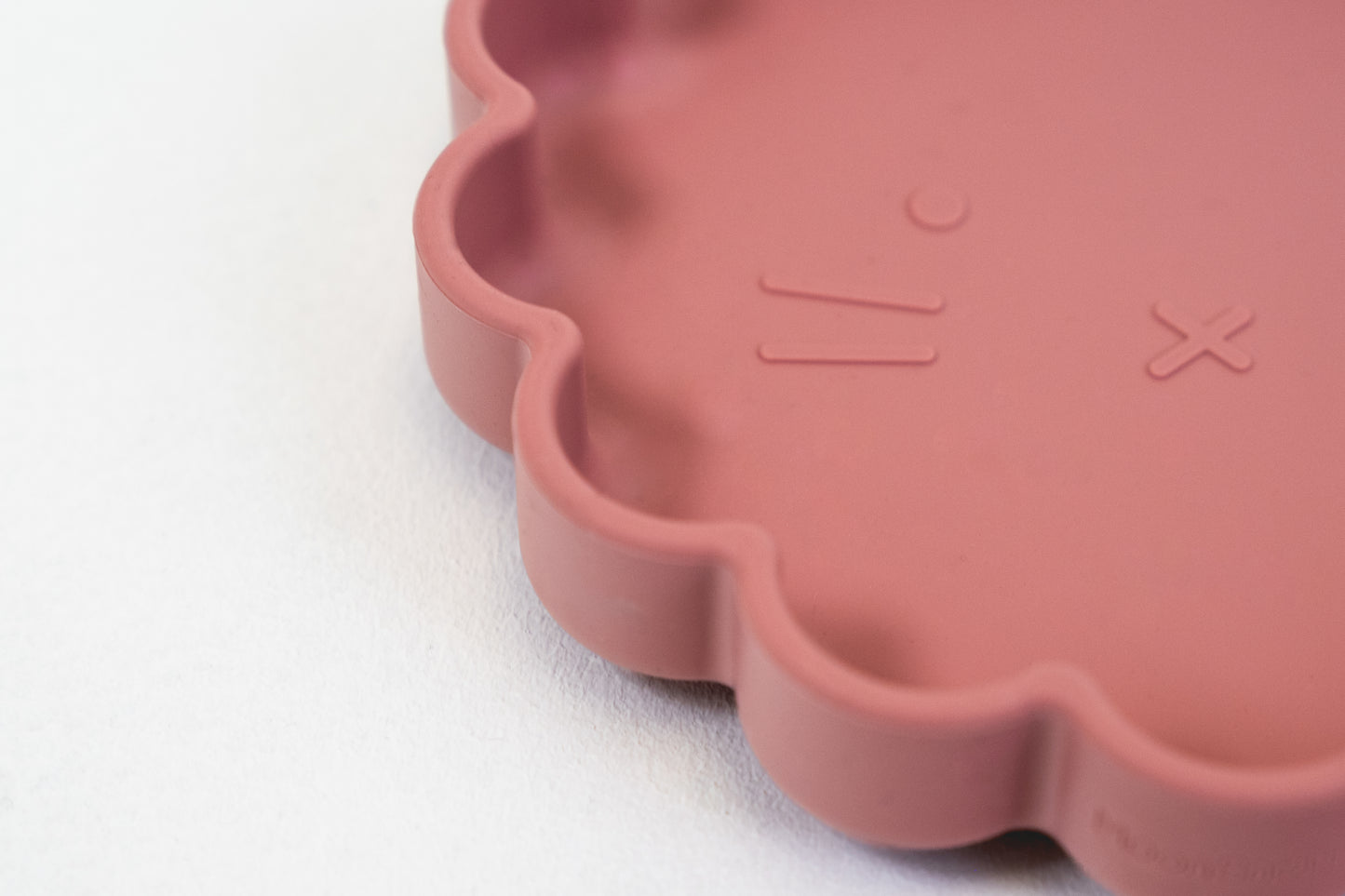 [Rose] Lion Suction Plate Main View 4
