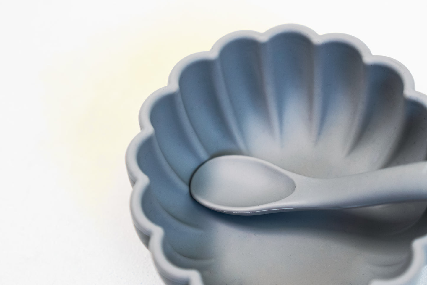 [Slate] Scallop_Suction_Bowl_-_Slate-3