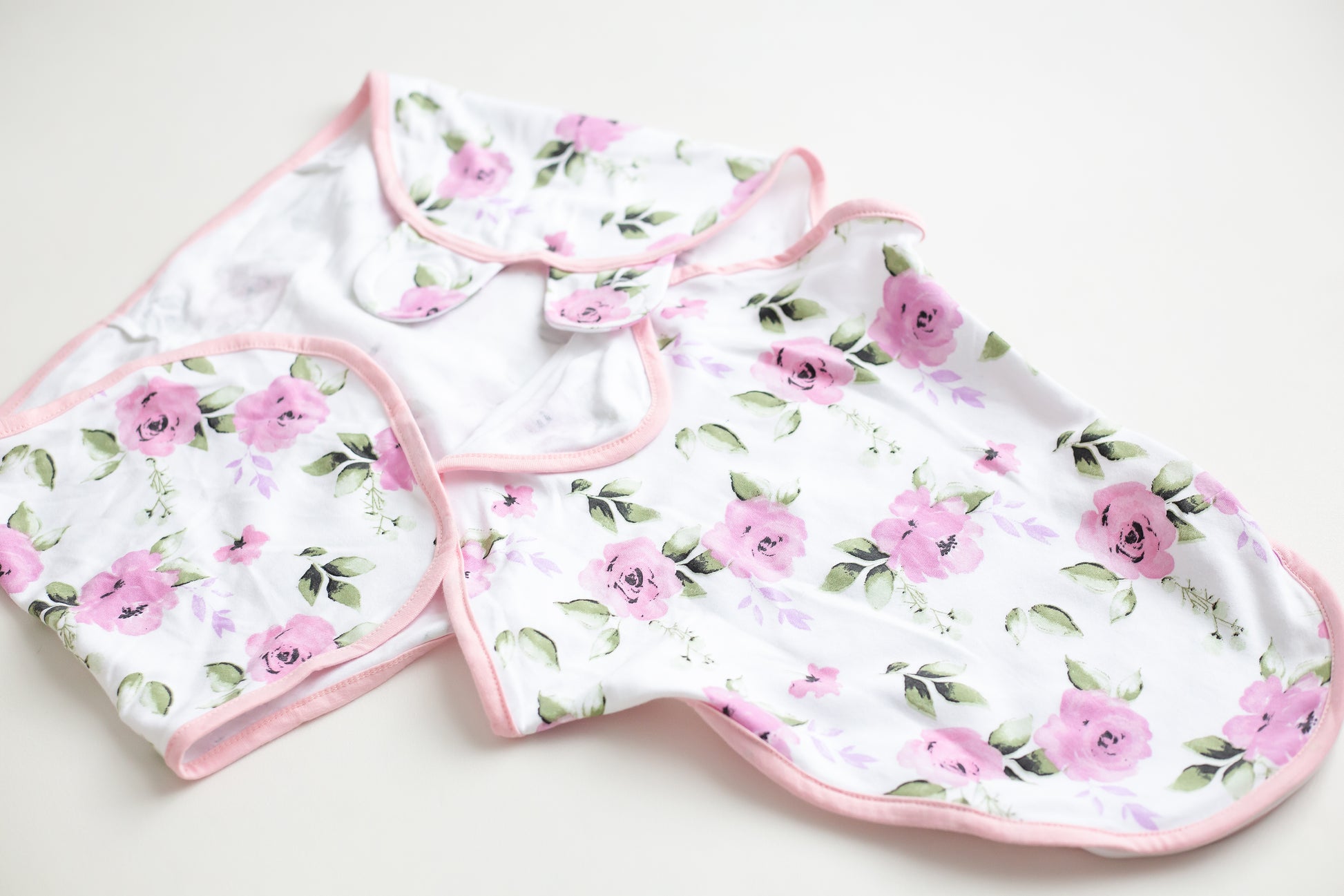 [Single Swaddle Wrap - Pink Roses] Main view 1
