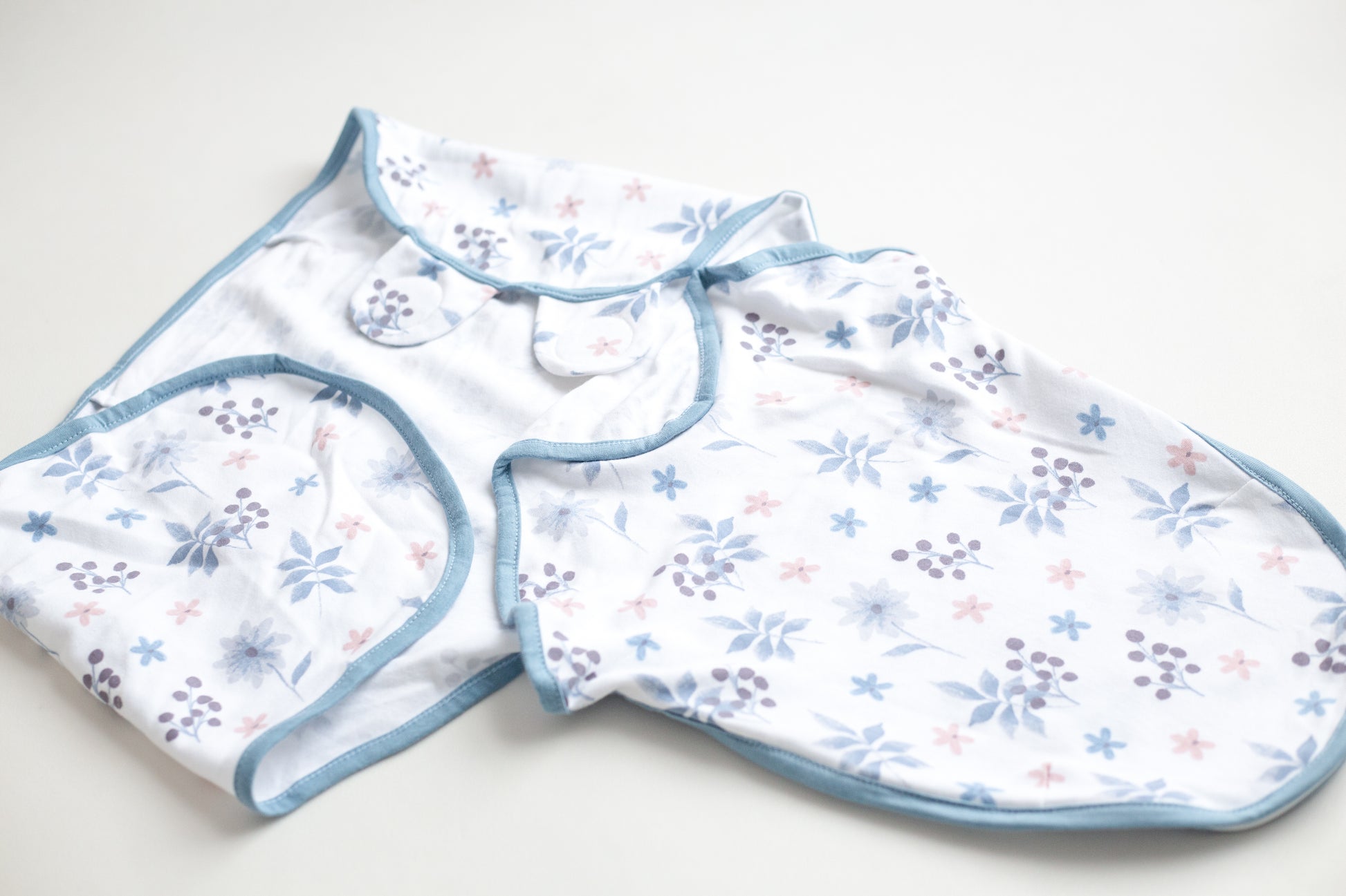 [Single Swaddle Wrap - Blue Meadow] Main view 1